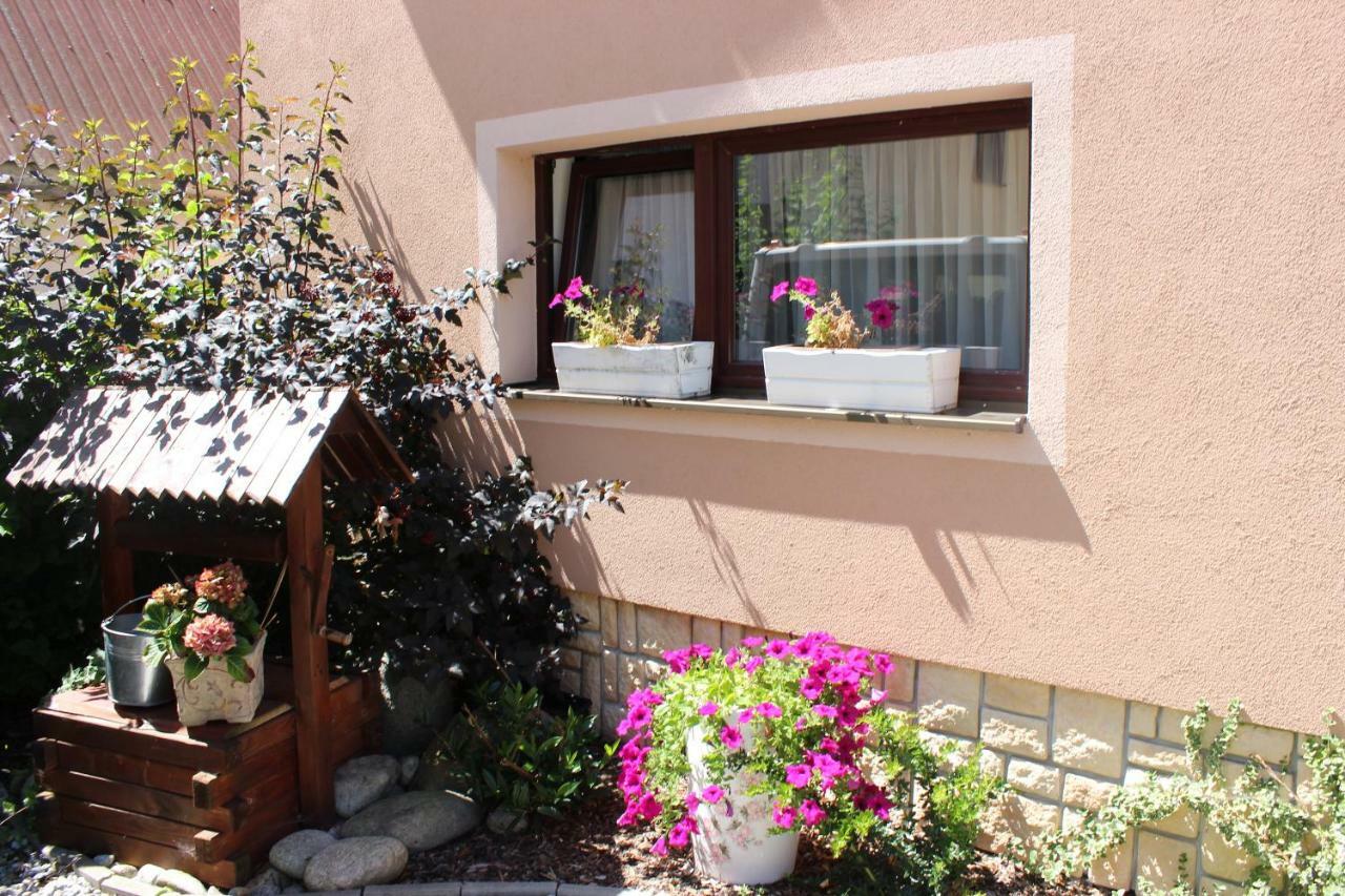 Propaganda Chalet Liptovský Mikuláš Exterior foto